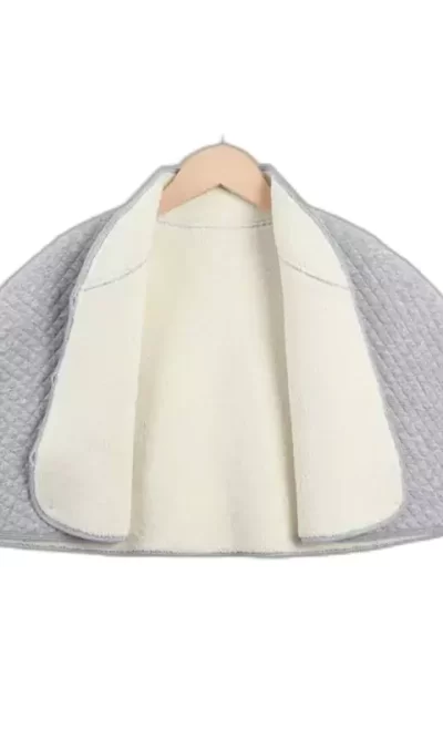 秋冬睡觉护肩披肩。感冒非小事，老人孕妇学生应备